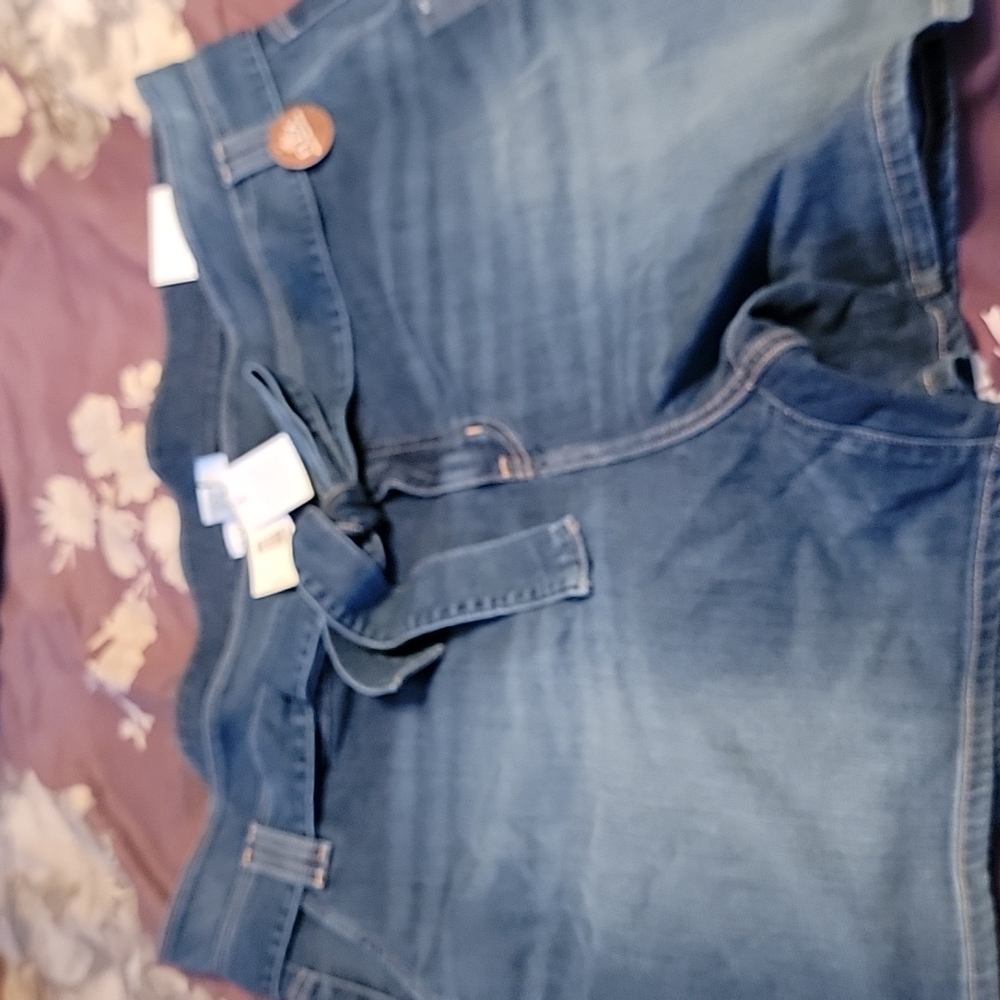Girlfriend short